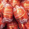 Lindt_Lindor_Red_Foiled_Eggs.jpg